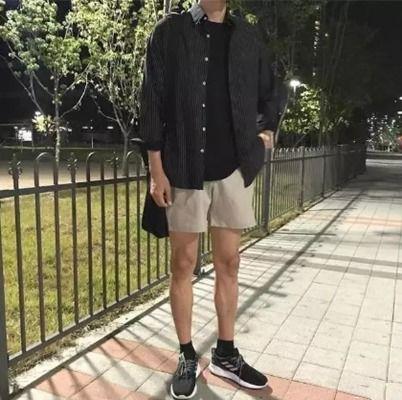 粉色短裤男生欧美视频,粉色短裤潮男风采展示