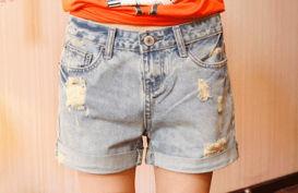 粉色短裤男生欧美视频,粉色短裤潮男风采展示