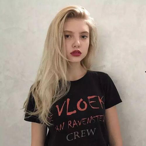 灰色欧美个性视频,个性视频中的时尚潮流解析