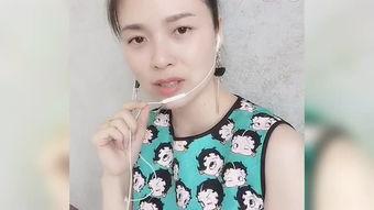 欧美快乐女孩音乐视频,欧美流行音乐风潮下的快乐女孩形象解析